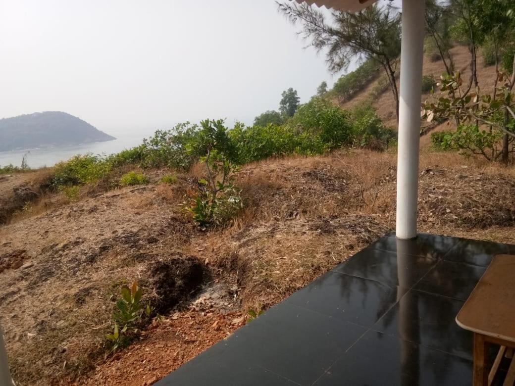 White Elephant Restaurant & Cottages Gokarna Gokarna  Extérieur photo